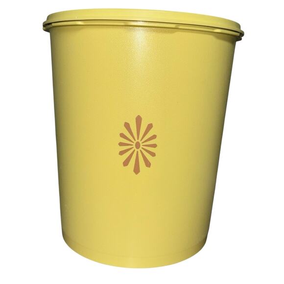 Tupperware Servalier Canister Harvest Gold Starburst Lid 70s Mod Retro Container - Picture 1 of 9